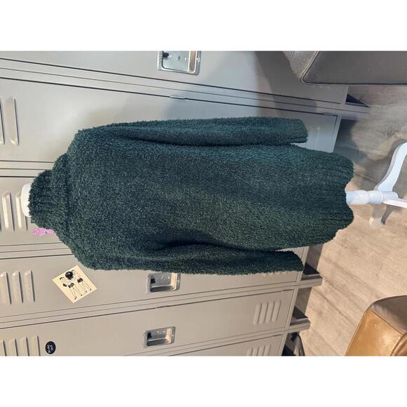 Cozy Green Knit Cardigan with Pockets - Picture 5 of 7